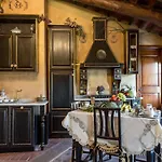 In Lucca With Private Villa