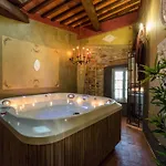 In Lucca With Private Villa