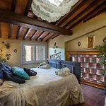 In Lucca With Private Villa
