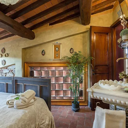 Villa In Lucca With Private Capannori