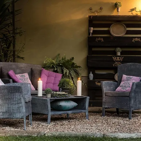 Villa In Lucca With Private