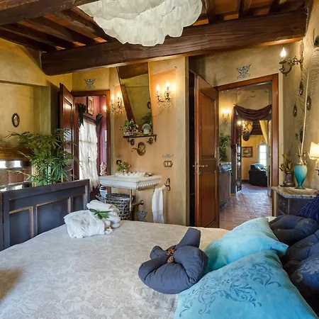 Tranquil Villa, Minutes To Lucca Villa