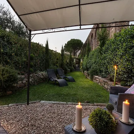 Villa In Lucca With Private Capannori